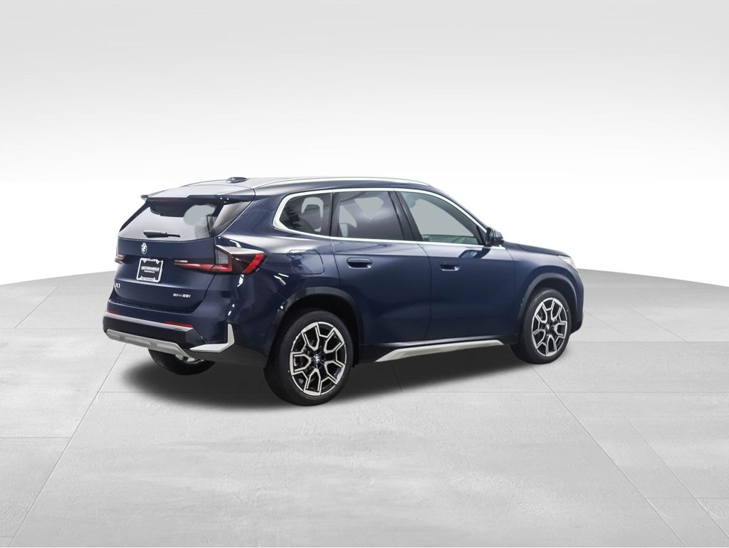 Thumbnail: 2026 BMW X1 - 5