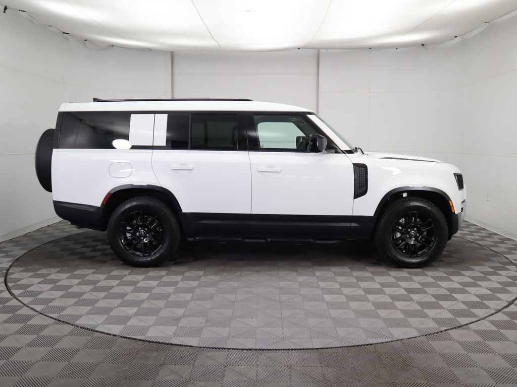 2025 Land Rover Defender 130 4