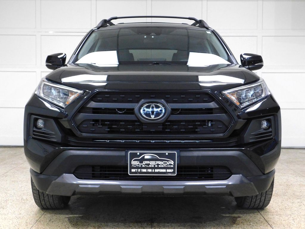 View vehicle photo 4