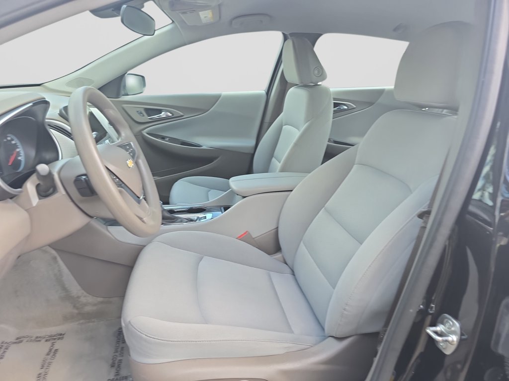 Used 2025 Chevrolet Malibu Sedan