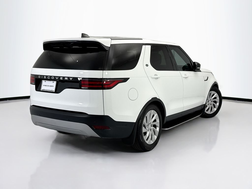 Thumbnail: 2025 Land Rover Discovery - 5