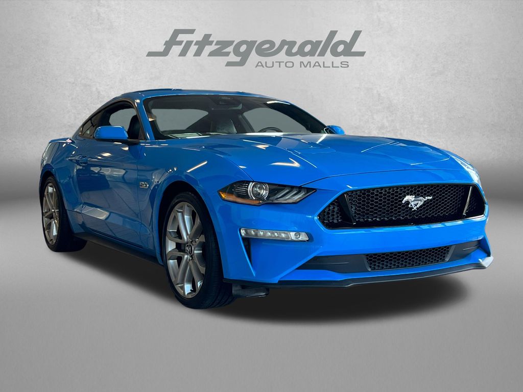 Grabber Blue Metallic 2022 Ford Mustang GT Premium Fastback RWD Coupe Rear-Wheel Drive 6-Speed Manual