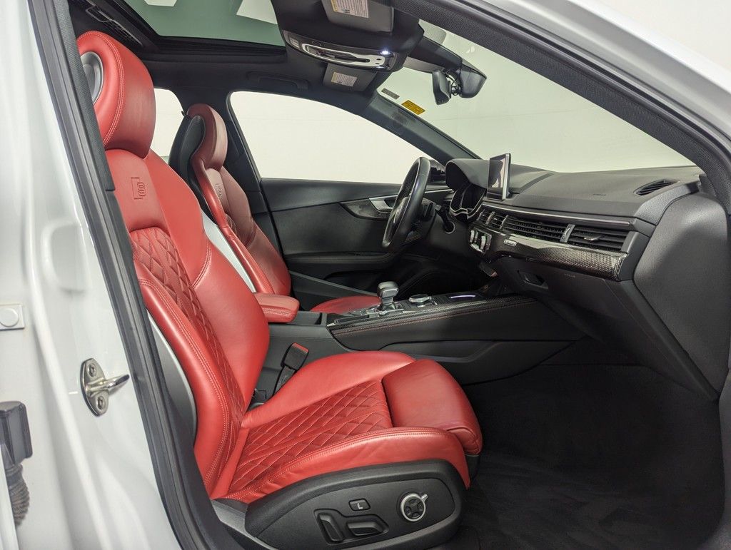 2019 Audi S4 3.0T Premium Plus photo
