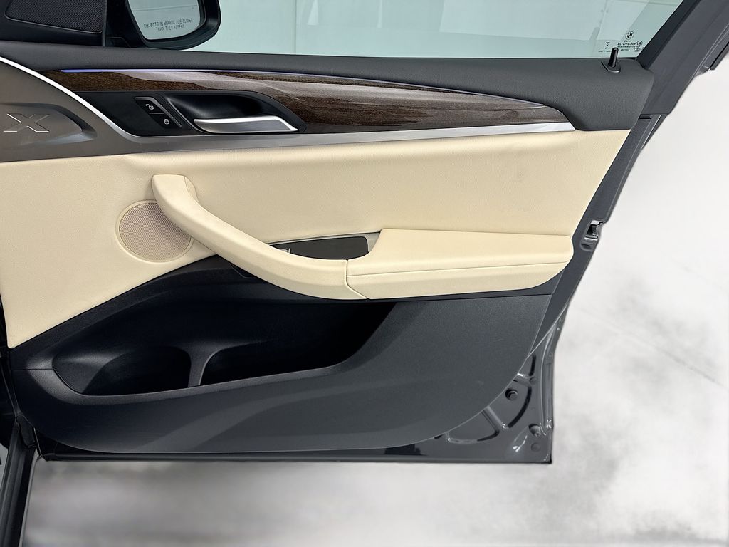 Thumbnail: 2023 BMW X3 - 24
