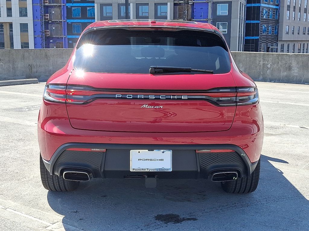 Thumbnail: 2026 Porsche Macan - 9