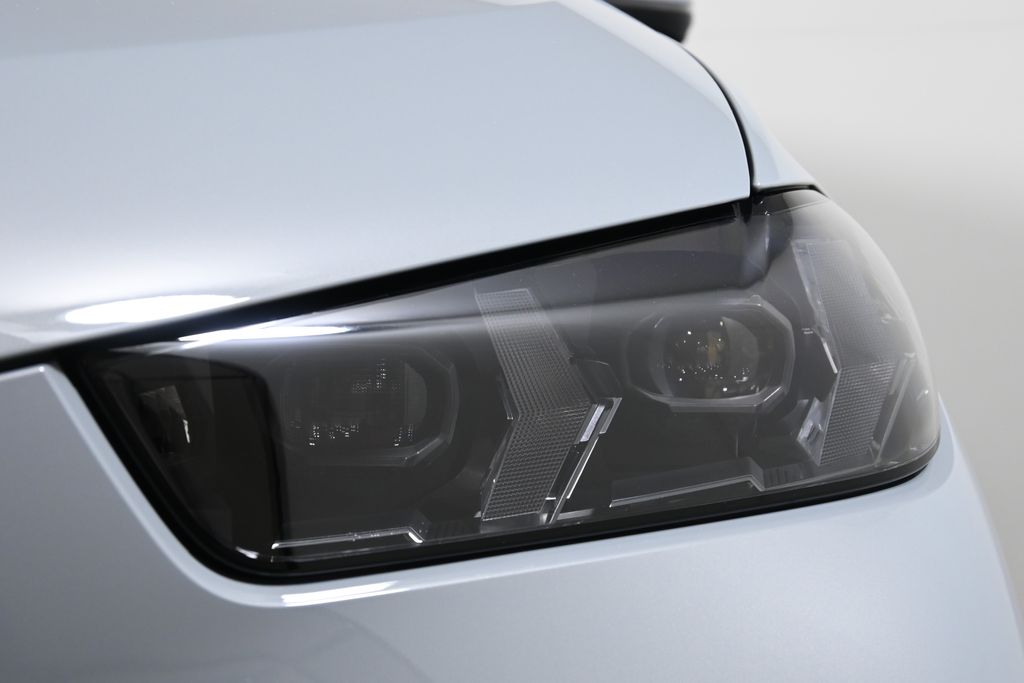 Thumbnail: 2026 BMW X5 - 11