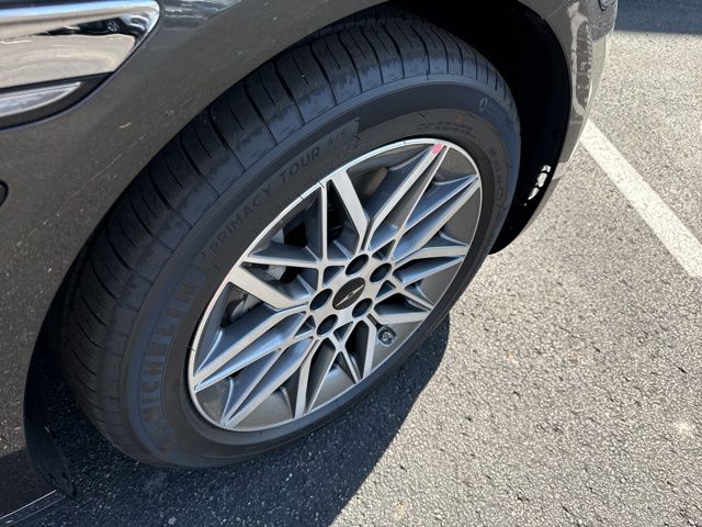 Thumbnail: 2025 Genesis G80 - 16