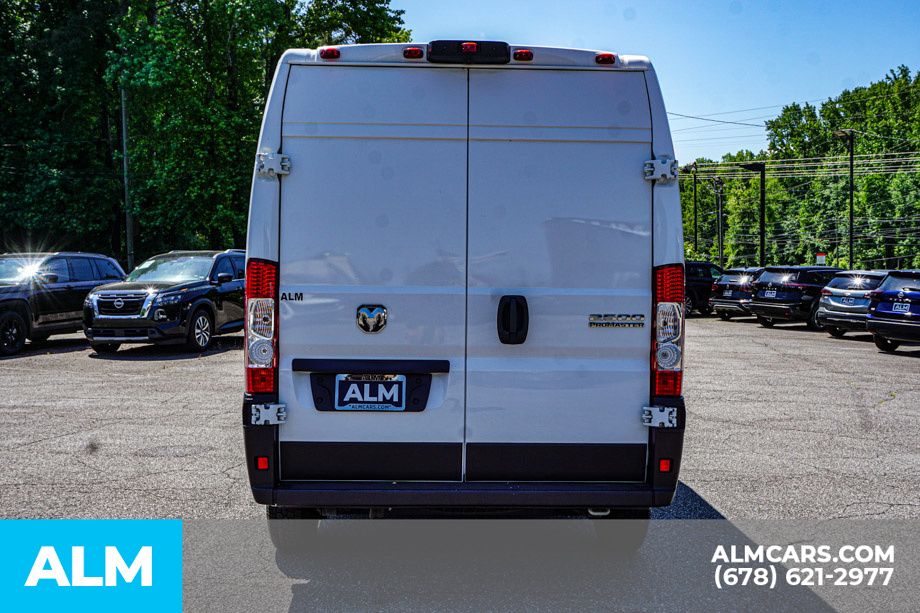 Used 2025 White Ram High Roof image 10