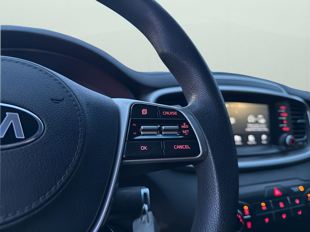 Used Car 2020 Kia Sorento  Lx For Sale Under $15,000 In Austin, Texas