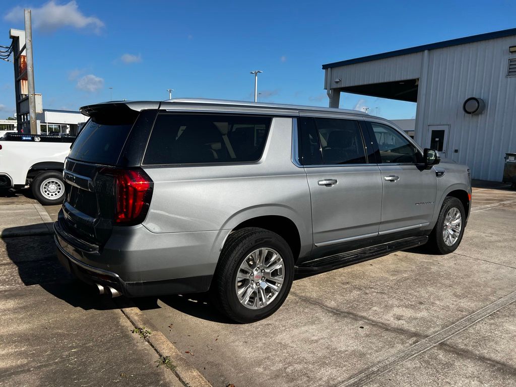 2023 GMC Yukon XL Denali Silver at Toyota of Victoria