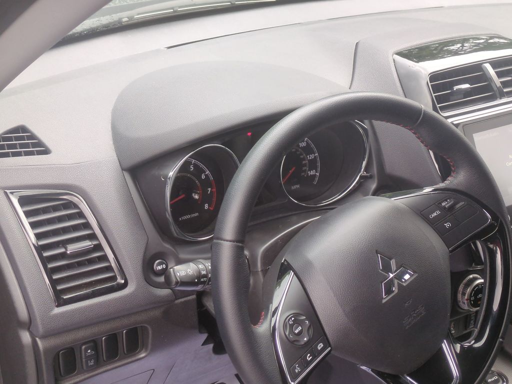 2024 Mitsubishi Outlander Sport S