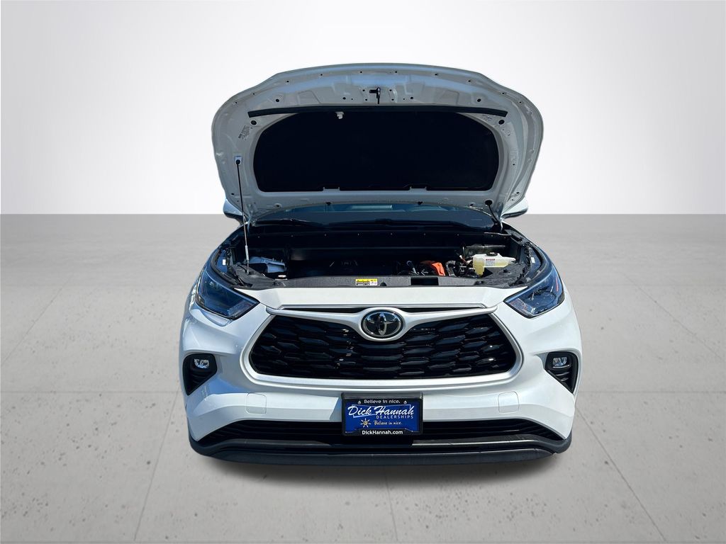 2026 Toyota Highlander Hybrid XLE