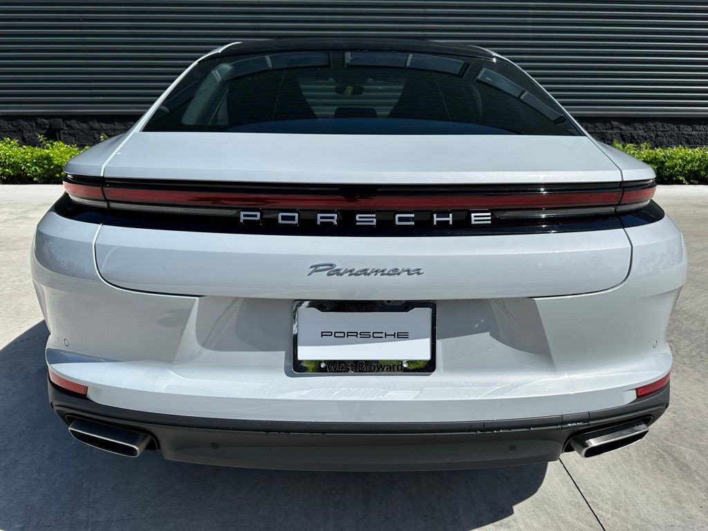 Thumbnail: 2025 Porsche Panamera - 11