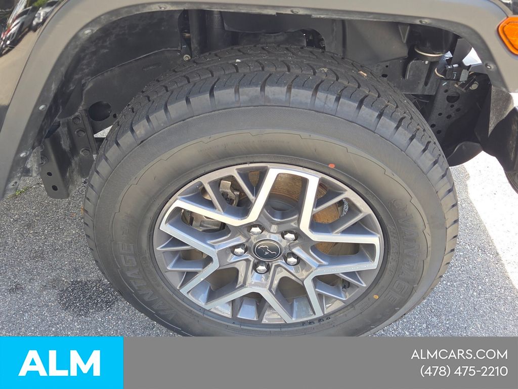 Used 2025 Black Jeep Sahara image 18