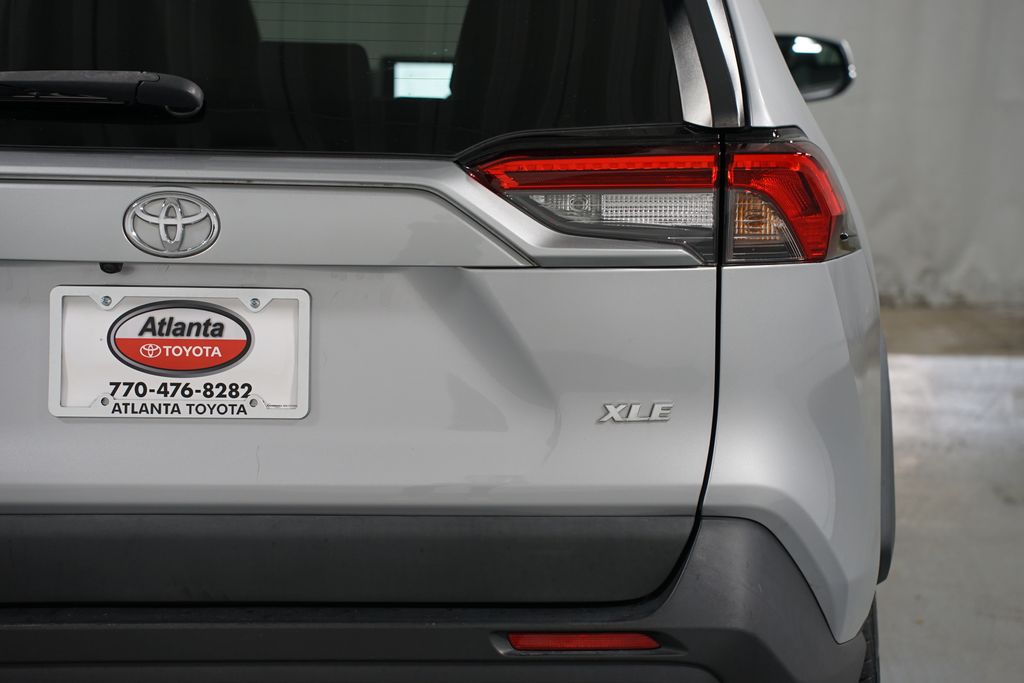 Thumbnail: 2023 Toyota RAV4 - 10