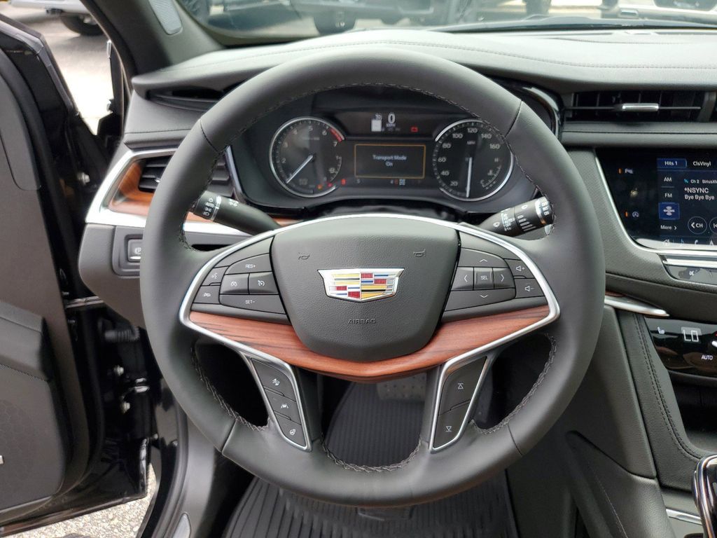 2024 Cadillac XT5 Premium Luxury 12