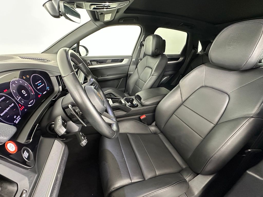 Thumbnail: 2024 Porsche Cayenne - 5