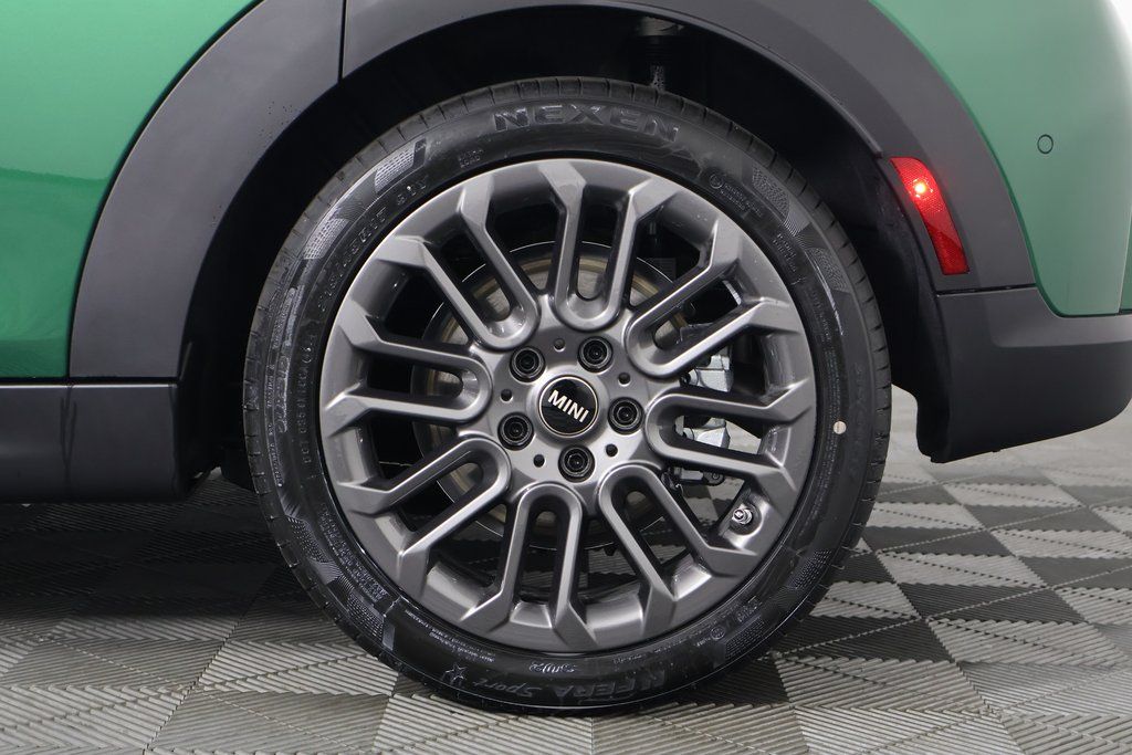 2025 MINI Cooper Hardtop S 10