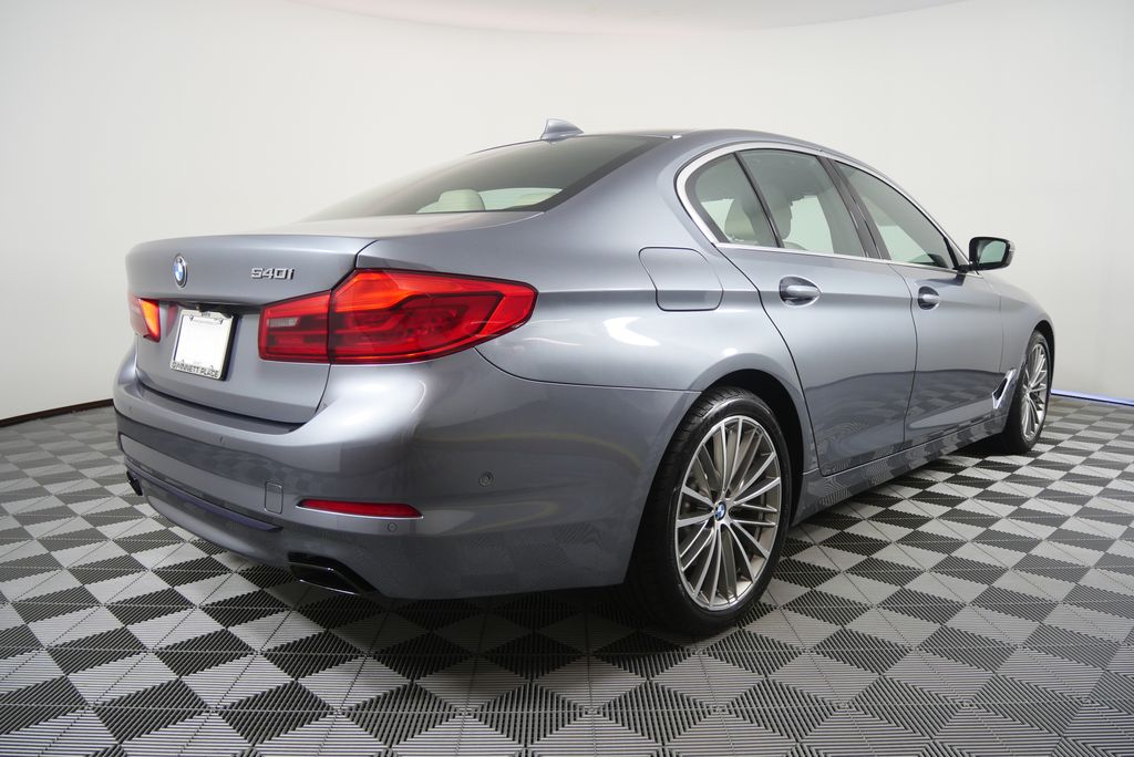 Thumbnail: 2019 BMW 5 Series - 3
