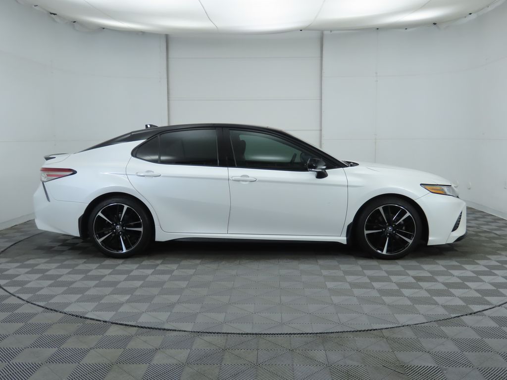 Thumbnail: 2019 Toyota Camry - 4