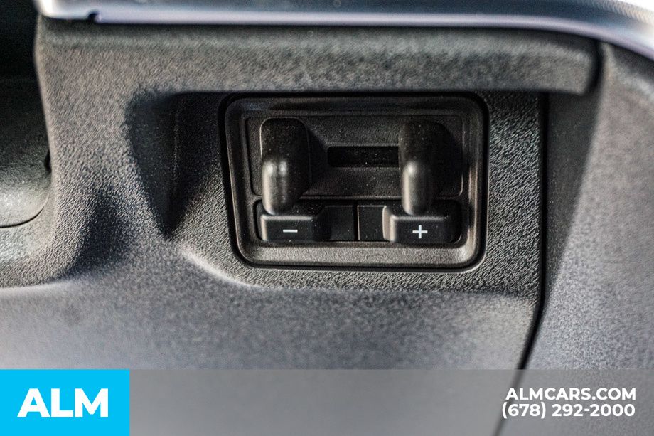 Used 2025 Black Ford Platinum image 50