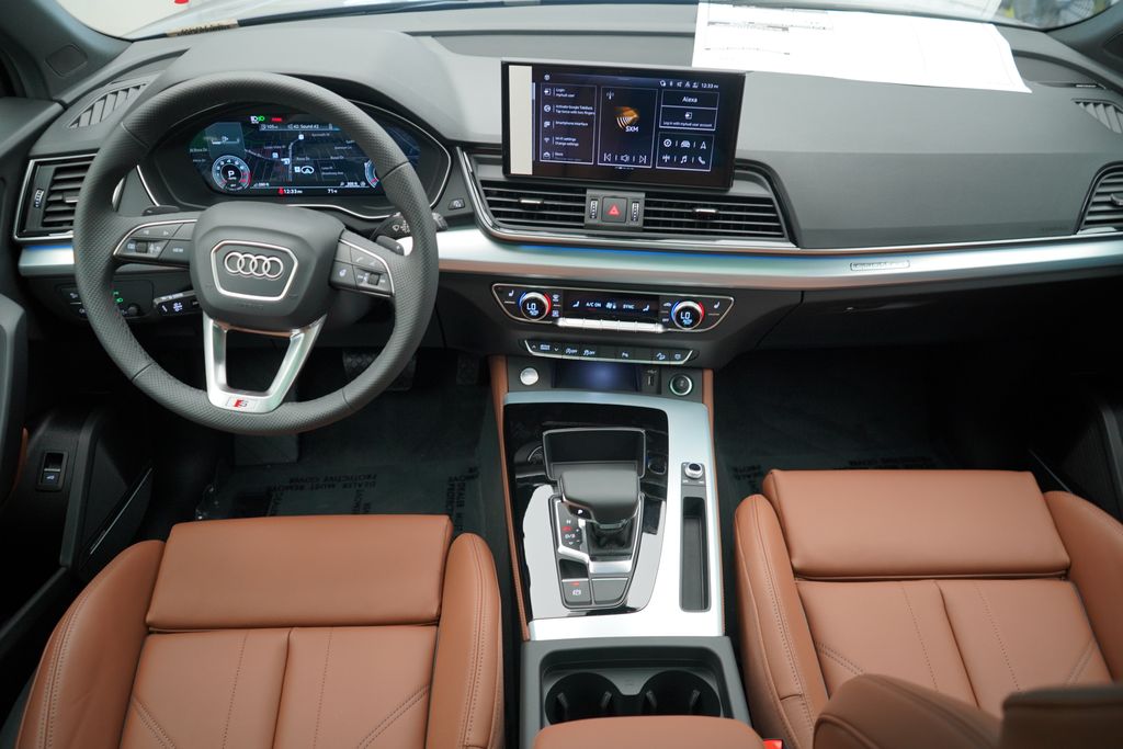 2025 Audi Q5  11