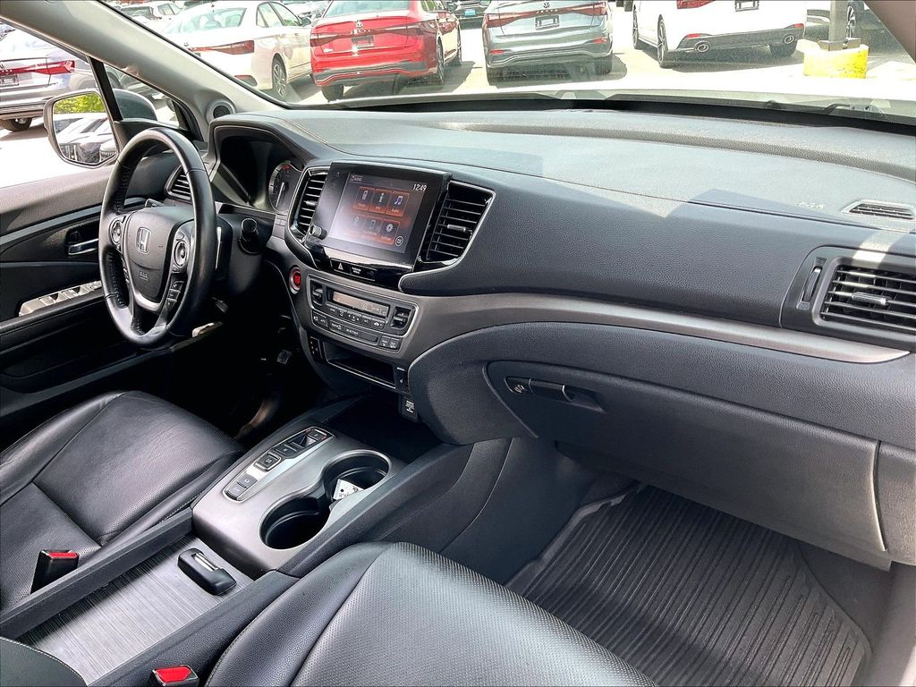2022 Honda Ridgeline — photo 13