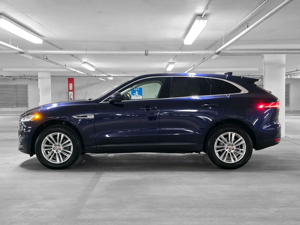 2017 Jaguar F-PACE 35t Prestige 16