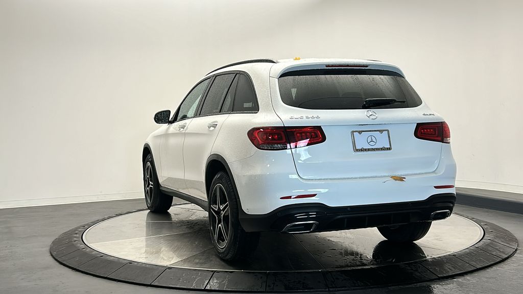 2021 Mercedes-Benz GLC 300 5