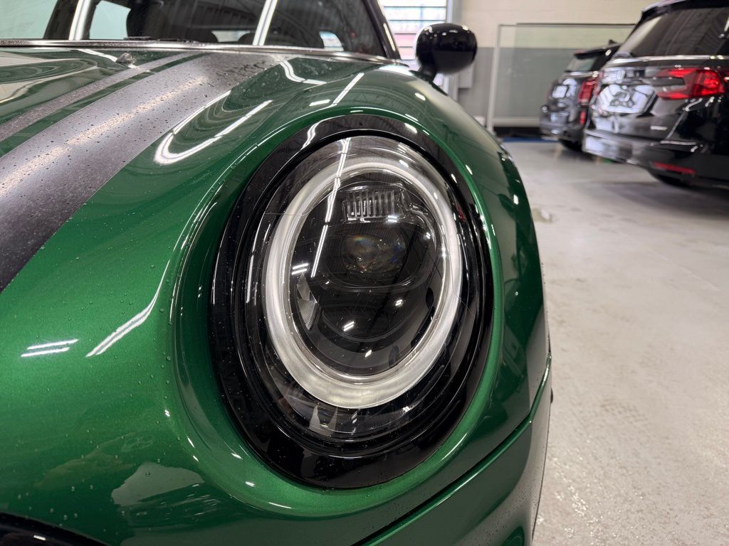 Thumbnail: 2023 MINI Cooper Clubman - 9