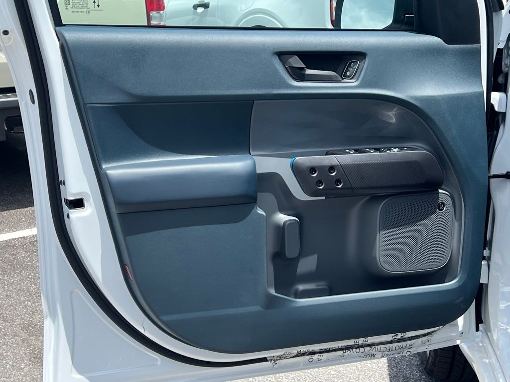 2025 Ford Maverick LOBO White at Walterboro Ford