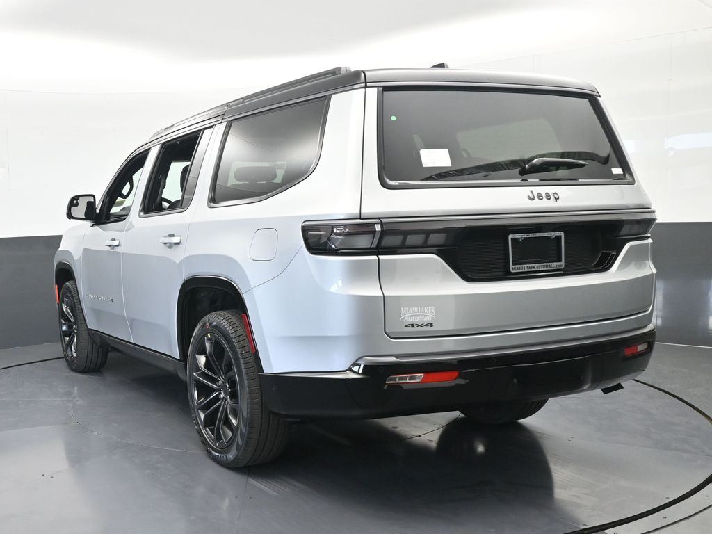 New 2026 Silver Zynith Jeep Summit Obsidian image 4