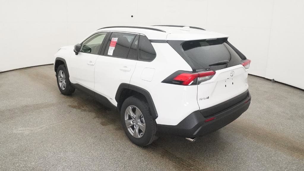 Thumbnail: 2025 Toyota RAV4 - 11