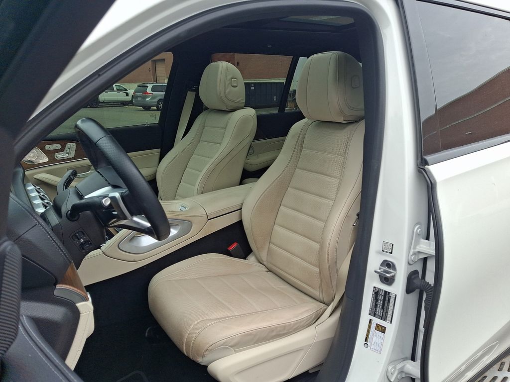 Thumbnail: 2024 Mercedes-Benz GLS - 13