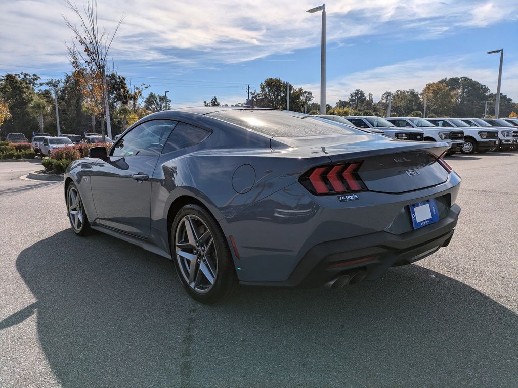2025 Ford Mustang GT Premium Fastback