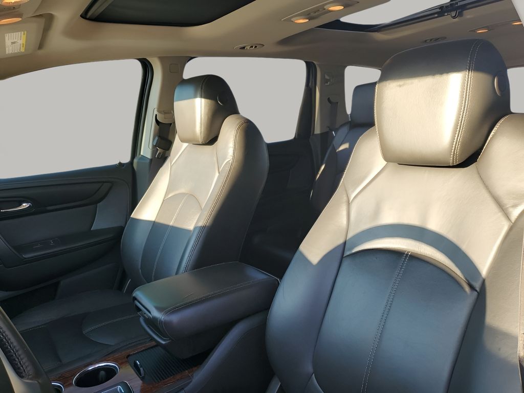 Used Car 2013 Chevrolet Traverse  2lt For Sale In Austin, Texas