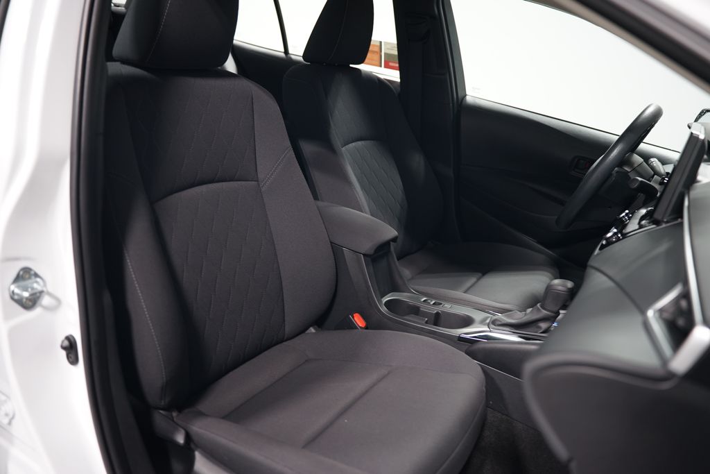 2024 Toyota Corolla LE 25