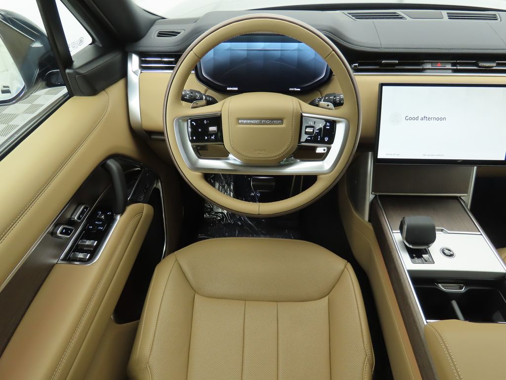 2025 Land Rover Range Rover SE 10