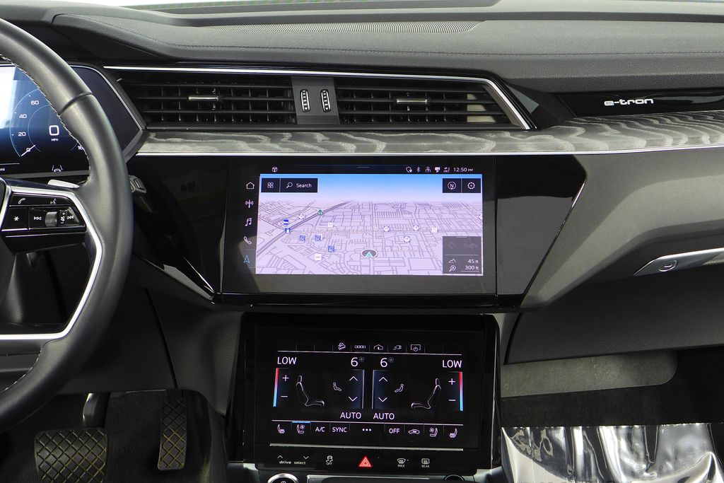 Thumbnail: 2024 Audi Q8 e-tron - 26