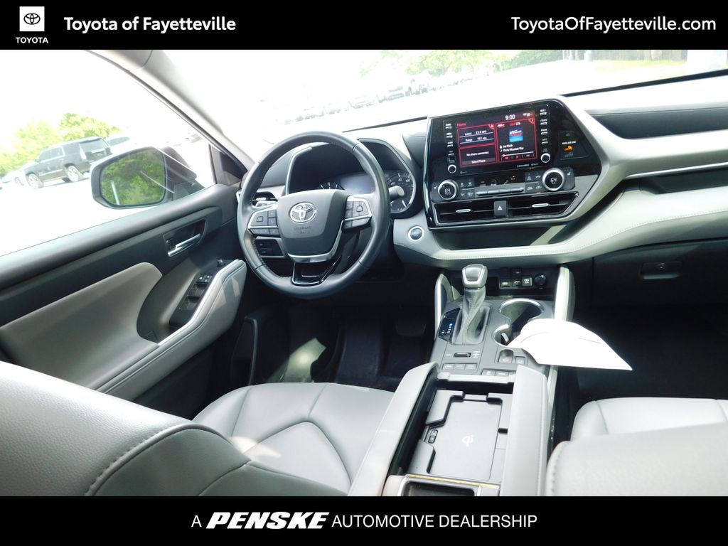 2021 Toyota Highlander XLE 7
