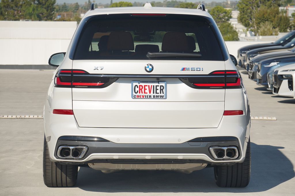 Thumbnail: 2026 BMW X7 - 6