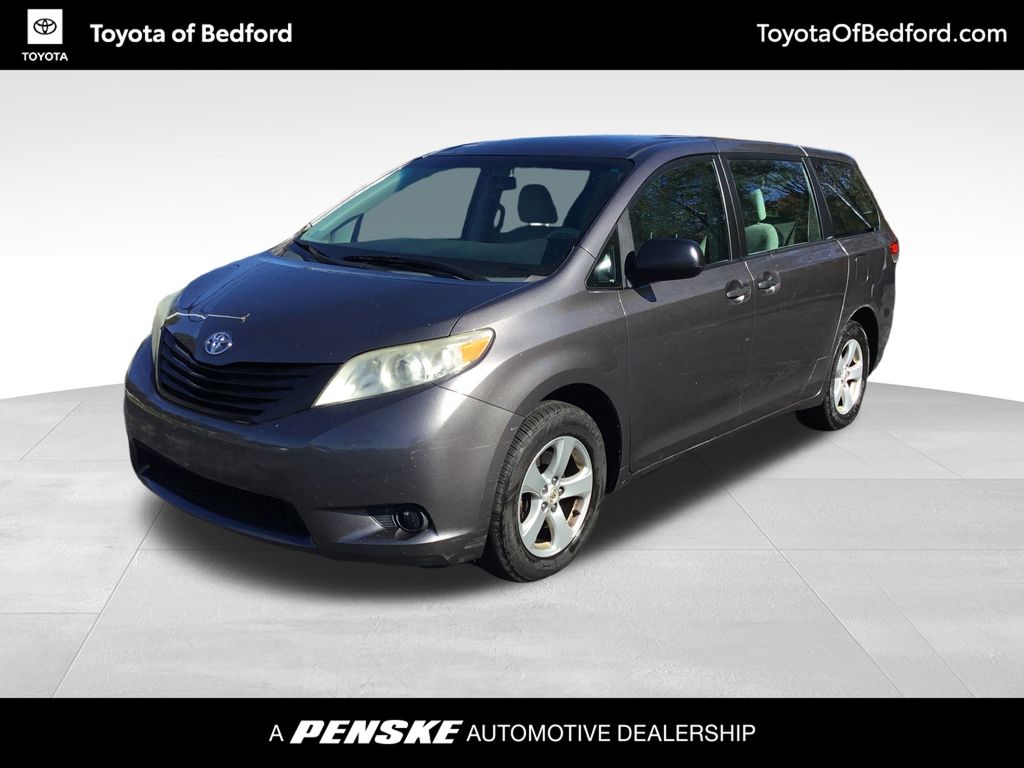 2011 Toyota Sienna Base -
                  Bedford, OH