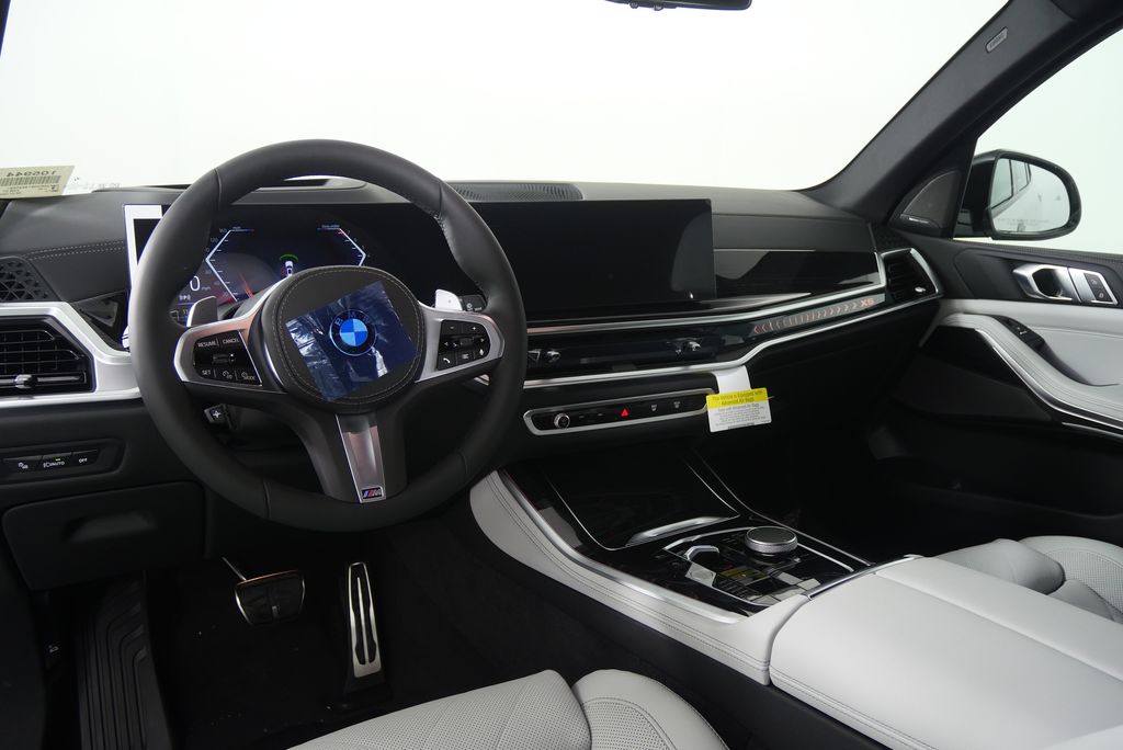 Thumbnail: 2026 BMW X5 - 18
