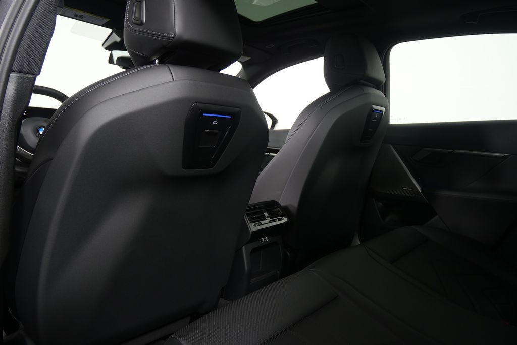 2025 BMW 5 Series 530i 19
