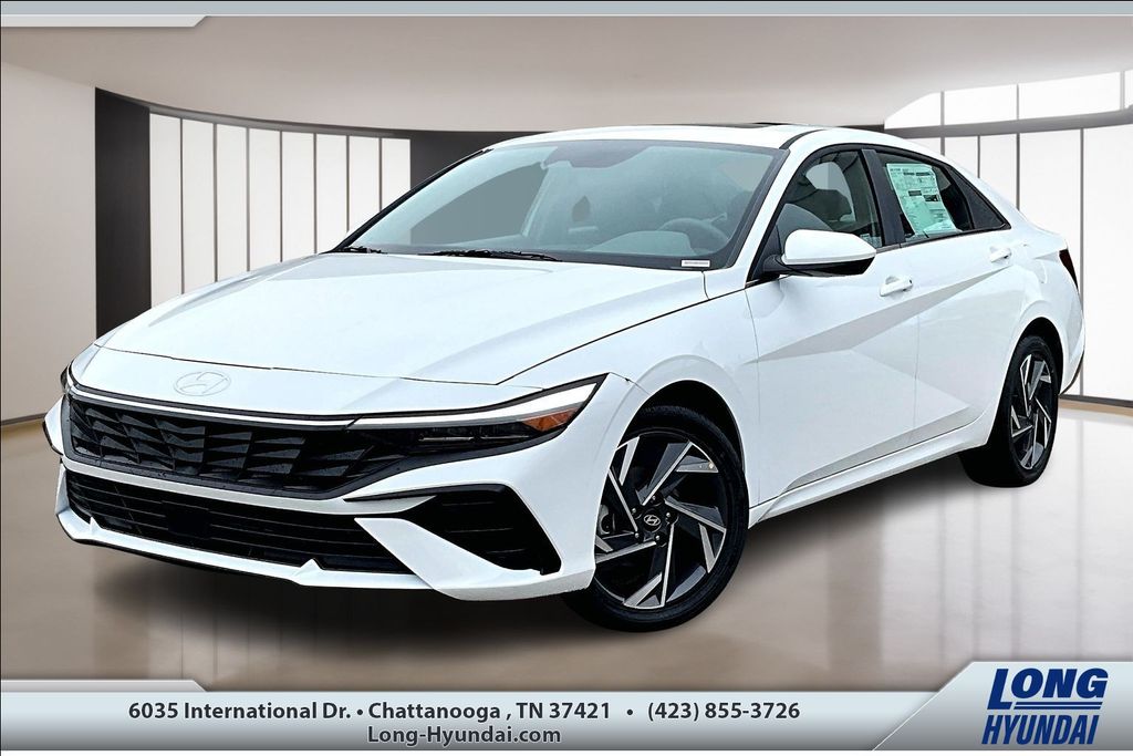 2025 Hyundai Elantra 
