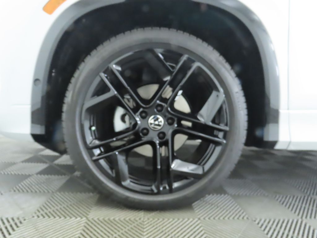 Thumbnail: 2026 Volkswagen Tiguan - 30