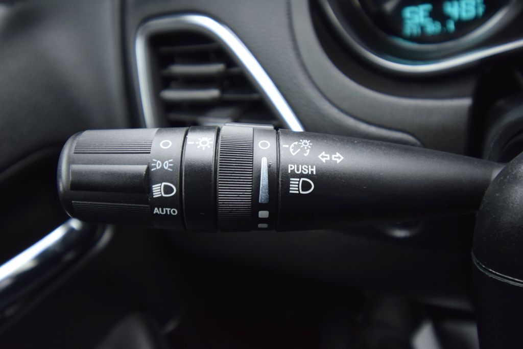 used 2014 Chrysler 200 car, priced at $7,000