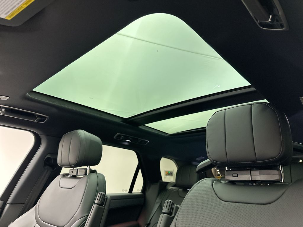 2025 Land Rover Range Rover Sport SE 10