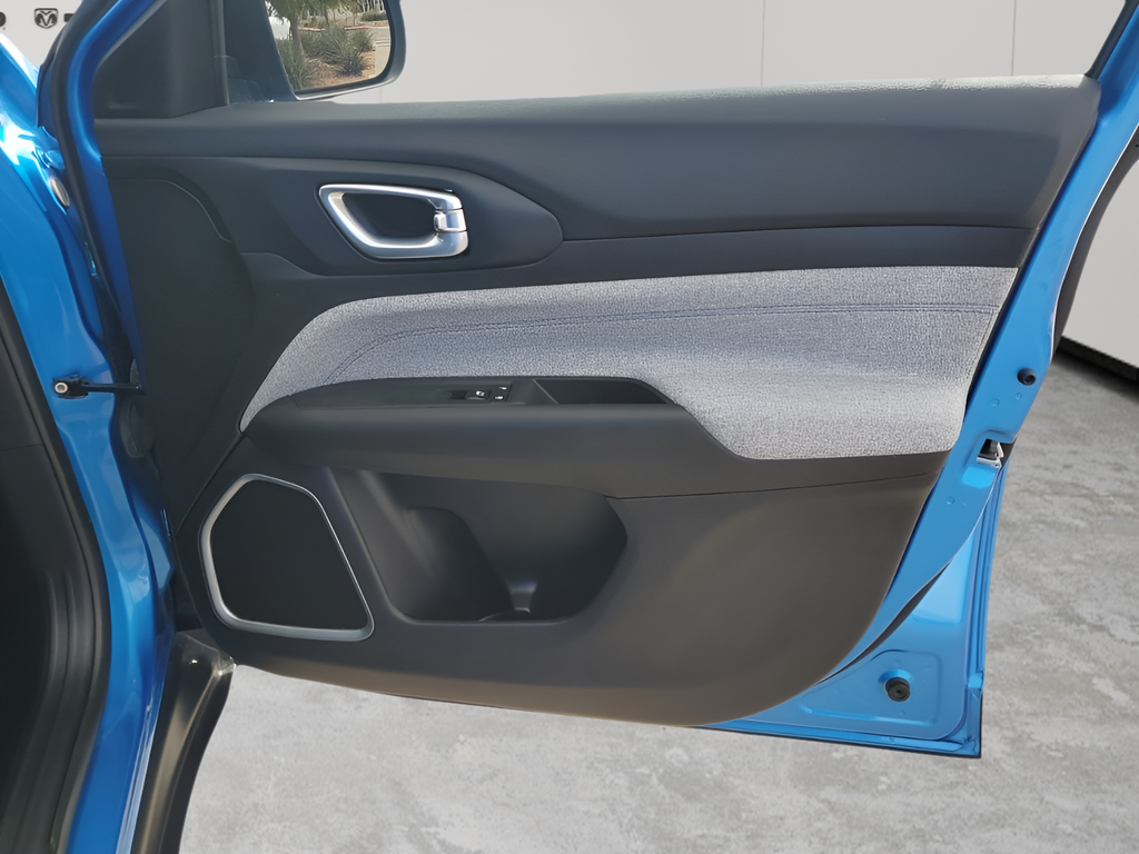 Used Car 2025 Jeep Compass  Latitude For Sale Under $25,000 In Austin, Texas