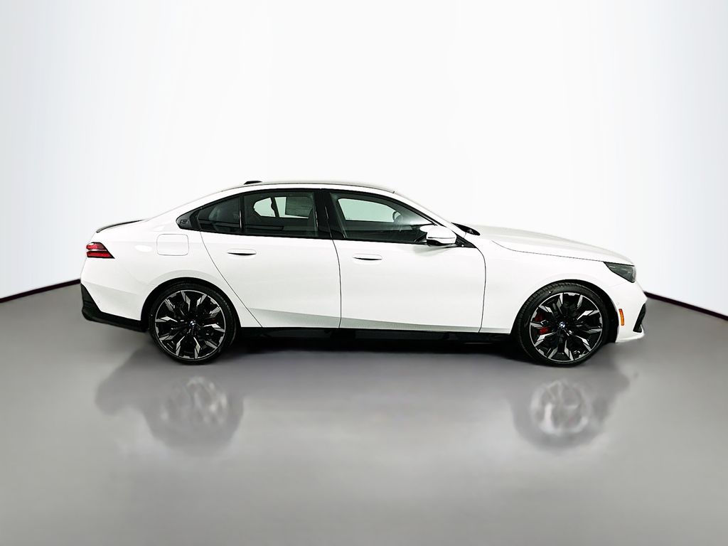 2026 BMW 5 Series  4